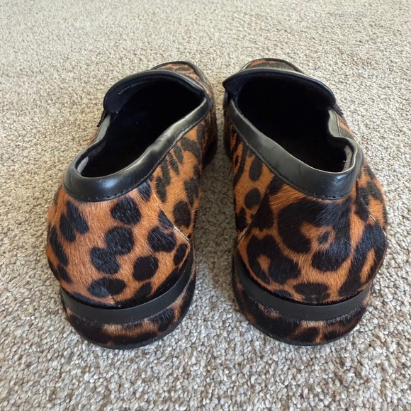 Vionic Sellah Calf Hair Animal Print Slip On Loafers Size 38 US7.5 Arch Support - Picture 8 of 9